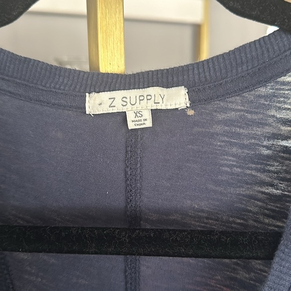 Z Supply, amazing versatile dress, navy, side slits - Picture 2 of 6